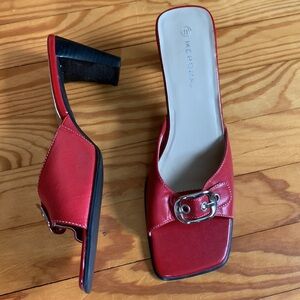 NWOT Red leather Merona heeled slide sandals. Silver buckle. Square toe. Sz 10